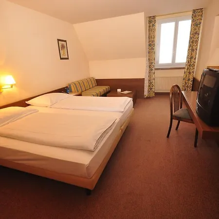 Robinson Club Schweizerhof فندق فولبيرا